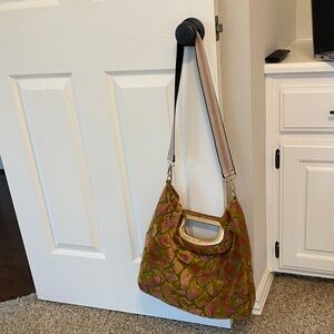 Elegant Green and Pink Women's Shoulder Bag